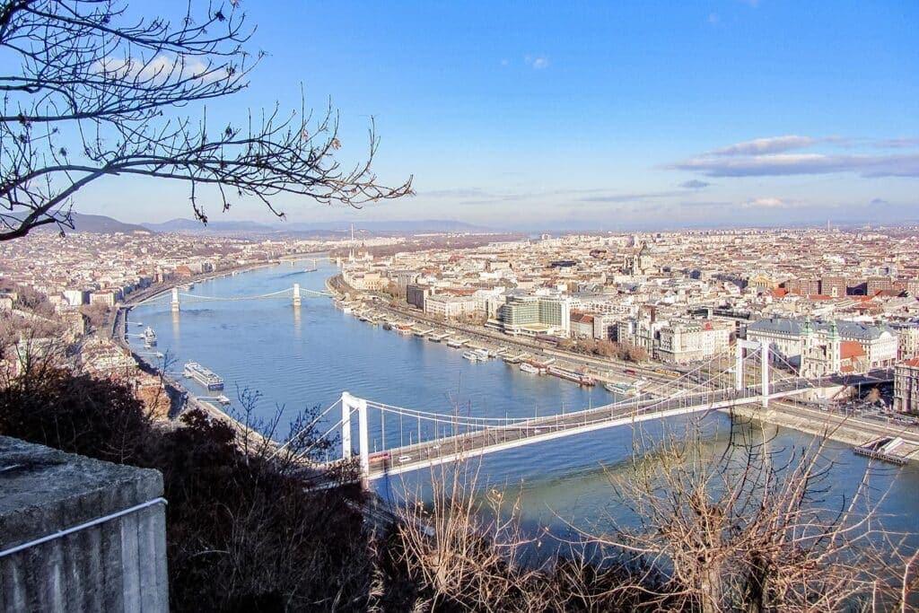 Uitzicht over Boedapest vanaf Gellért Hill