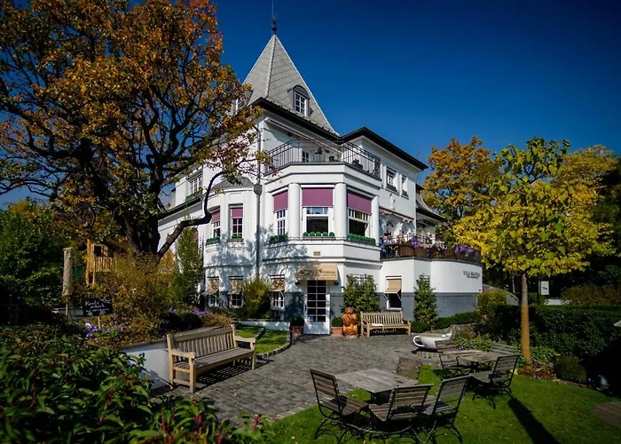 Bagatelle Gardenhouse